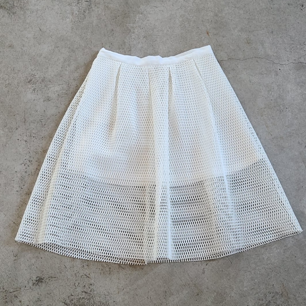 BLVD Pocketed Skirt